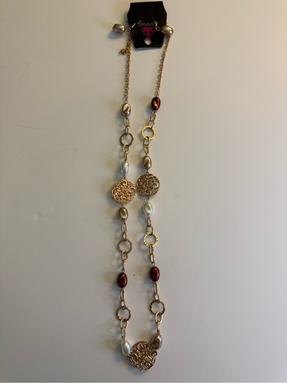 Gold-tone Metal  enclave & Earring Set by Paparazzi
